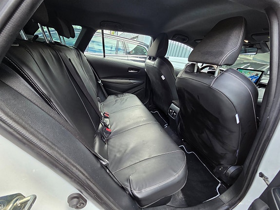 Toyota Corolla 14 of 21