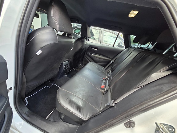 Toyota Corolla 15 of 21