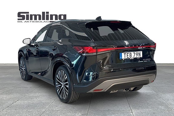 Lexus RX450h 2 of 5