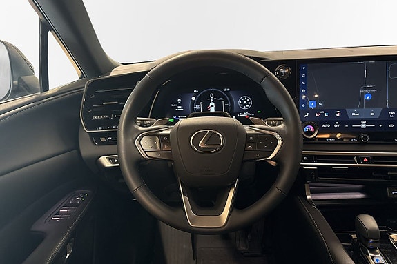 Lexus RX450h 9 of 10