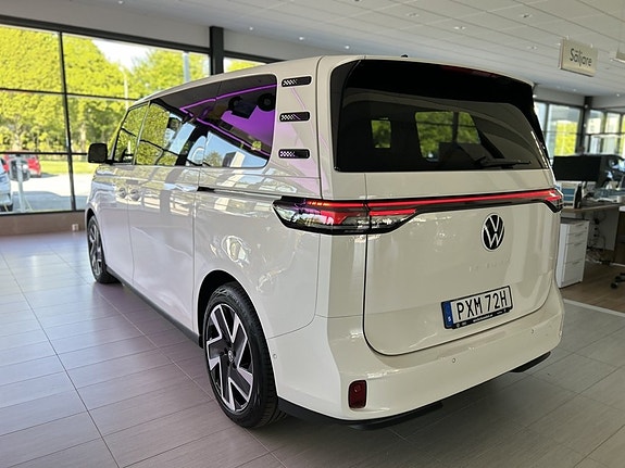 Volkswagen ID. Buzz 2 of 5