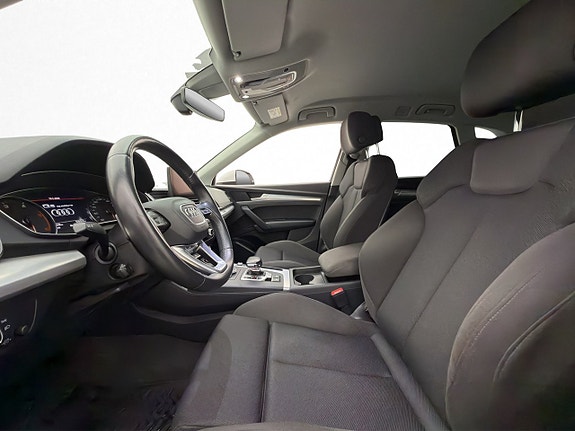Audi Q5 12 of 30
