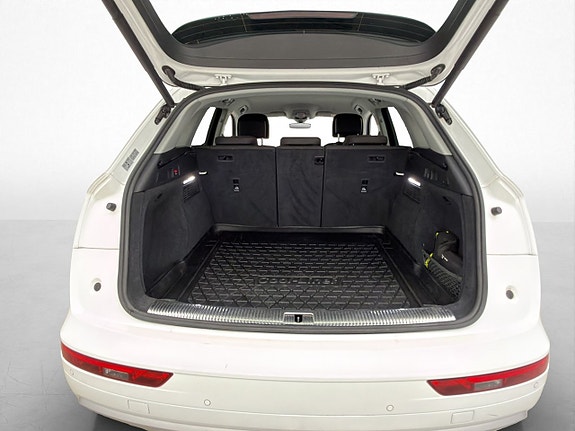 Audi Q5 27 of 30