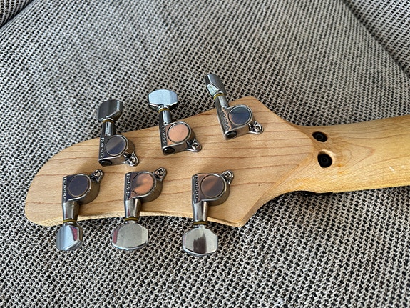 Product image 6 of 9