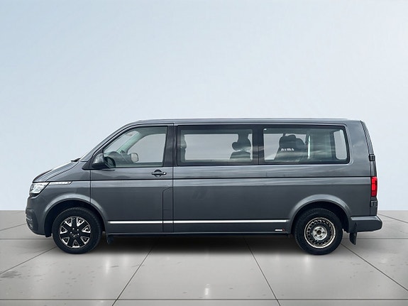 Volkswagen Caravelle 4 of 5