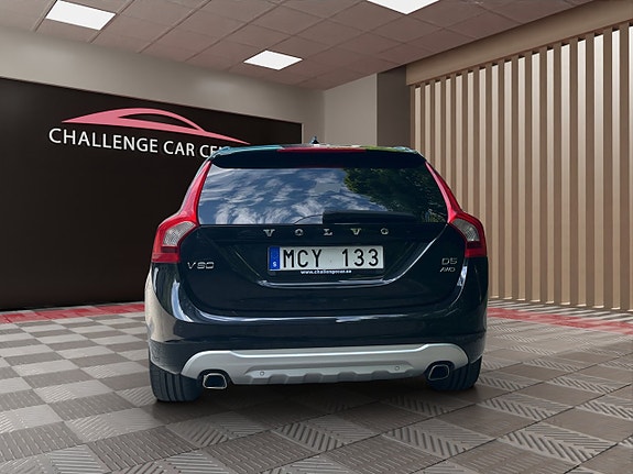 Volvo V60 8 of 24