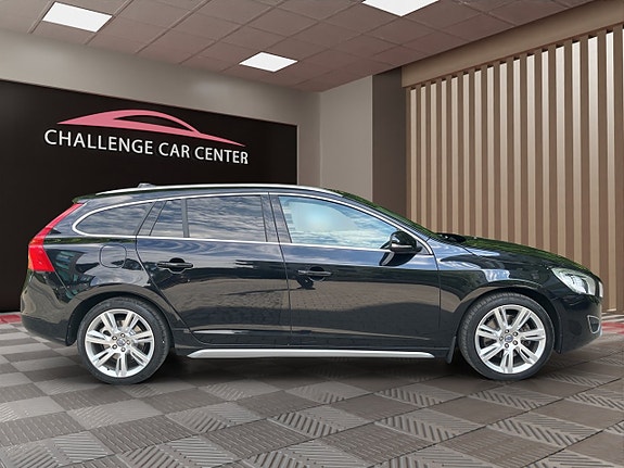 Volvo V60 4 of 24