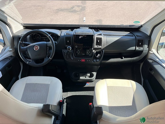 Eura Mobil PT 720 EF 3 of 11