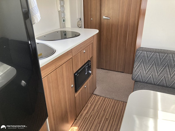 Adria ALTEA 562 PK *Våningssäng / Perfekt familjevagn 9 of 14