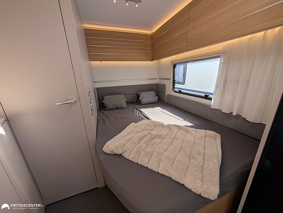 Adria ADORA 522 UP *Rymlig sittgrupp / ALDE / Panoramafönster 13 of 21