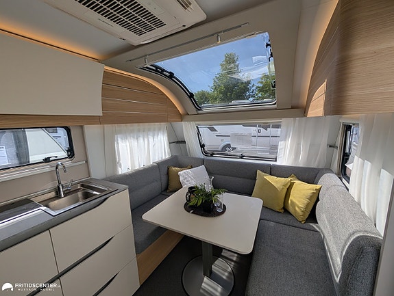 Adria ADORA 522 UP *Rymlig sittgrupp / ALDE / Panoramafönster 3 of 21