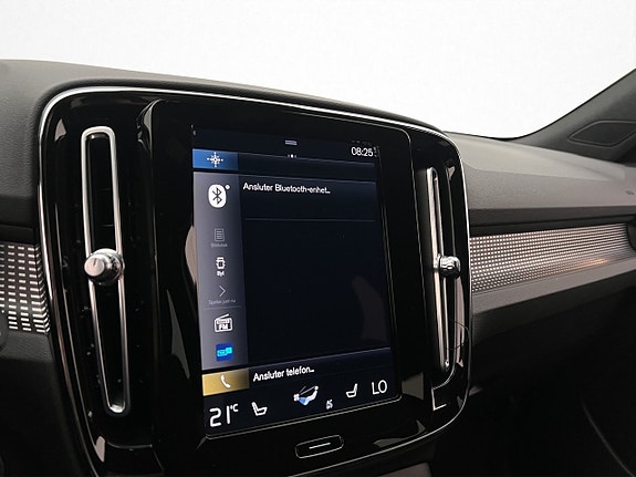 Volvo XC40 25 of 30