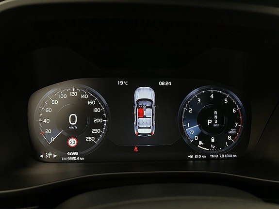 Volvo XC40 22 of 30
