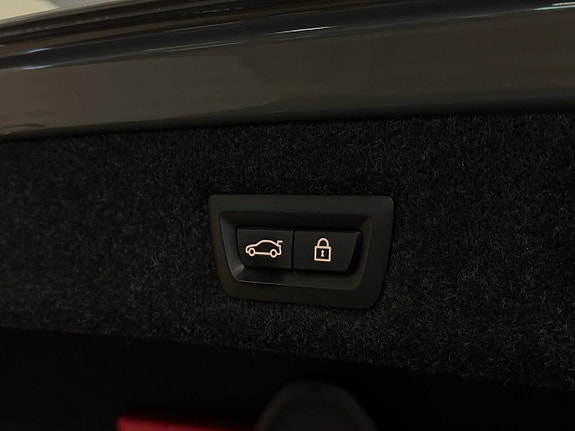 BMW 540i 12 of 29