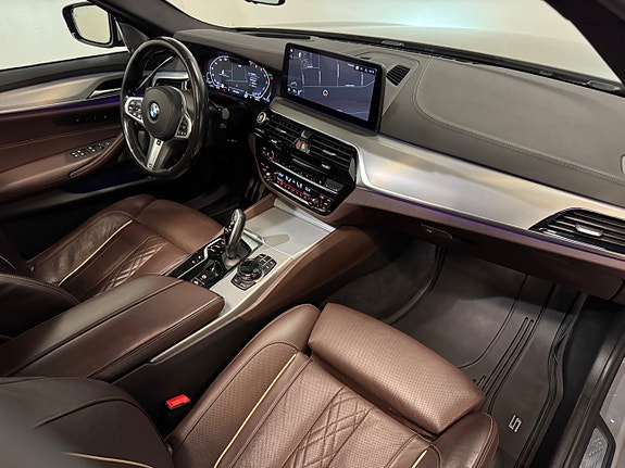 BMW 540i 17 of 29