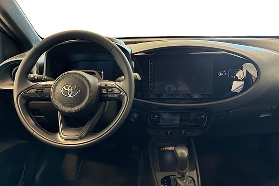 Toyota Aygo X 8 of 19