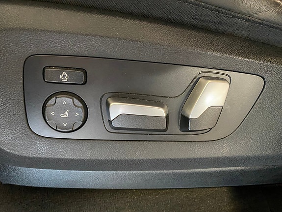 BMW X5 9 of 16