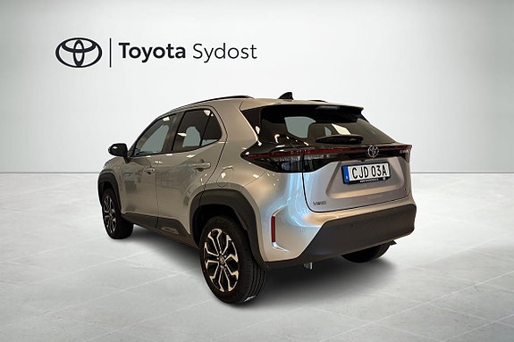 Toyota Yaris Cross 2 of 19