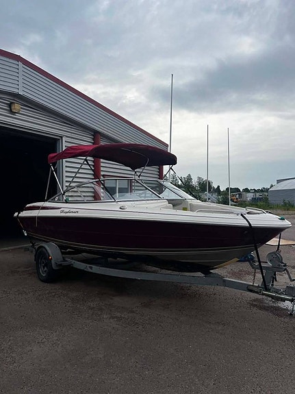 Motorbåt Maxum 1900 SR Bowrider, V6 Mercruiser 4,3 L 190Hk