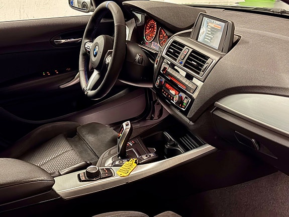 BMW 116d 11 of 13