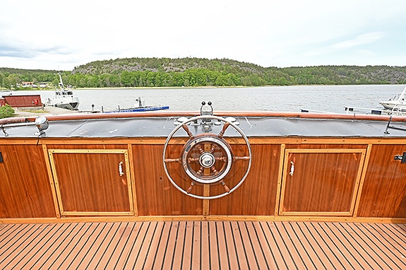 Circe - Nyrenoverad Benettiyacht byggd 1964. 18.86 m x 5.04 m 10 of 13