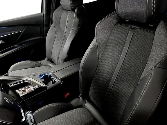 Peugeot 3008 5 of 5