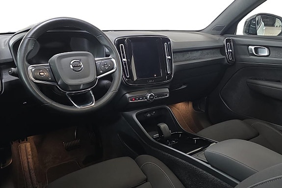 Volvo C40 12 of 25