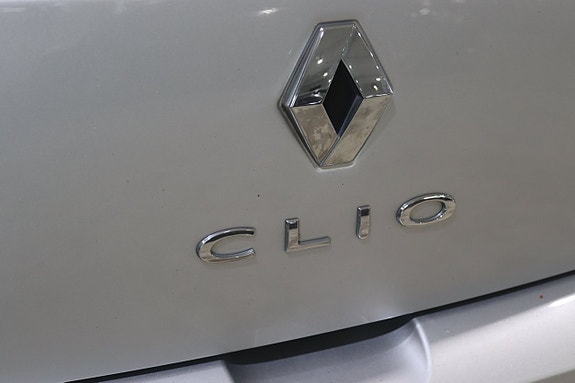 Renault Clio 18 of 18