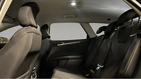 Ford Mondeo 8 of 9