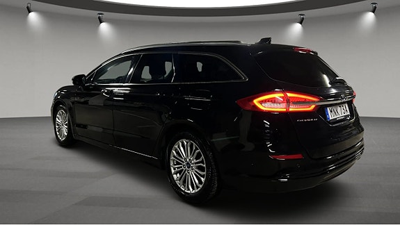 Ford Mondeo 4 of 5