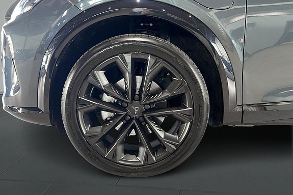 Cupra Formentor e-HYBRID 19 of 24