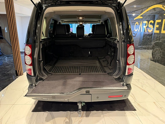 Land Rover Discovery 4 5 of 5