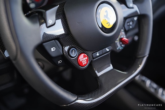 Ferrari F8 Spider 17 of 23
