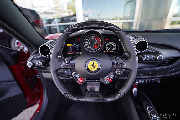 Ferrari F8 Spider 10 of 23