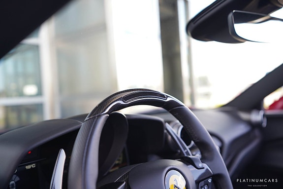 Ferrari F8 Spider 15 of 23