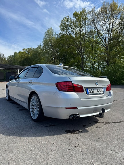 BMW 520d 4 of 13