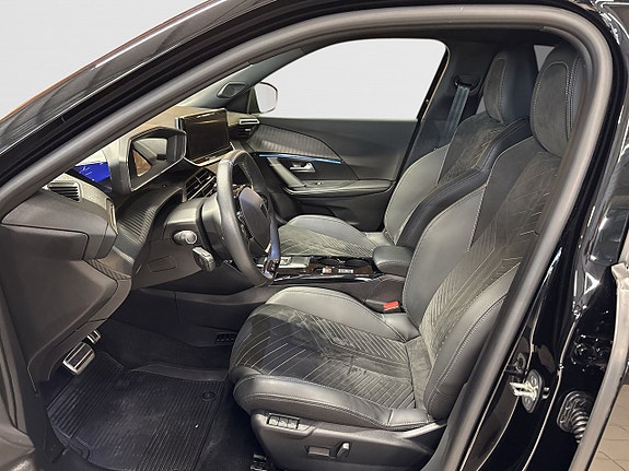 Peugeot e-2008 9 of 24
