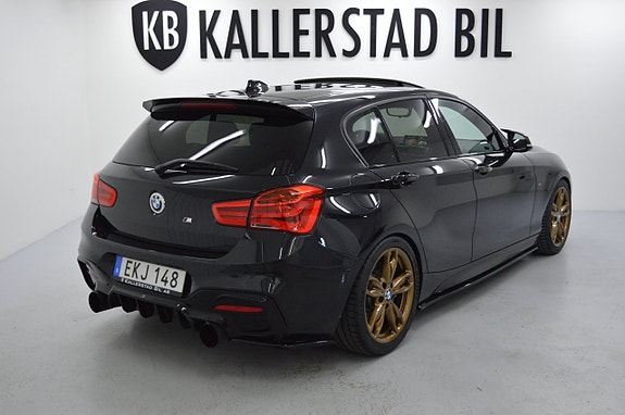 BMW M140i 3 of 5