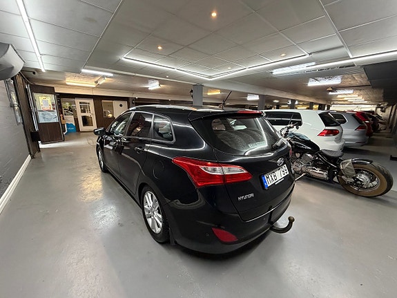 Hyundai i30 4 of 5