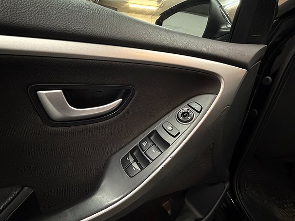 Hyundai i30 12 of 15