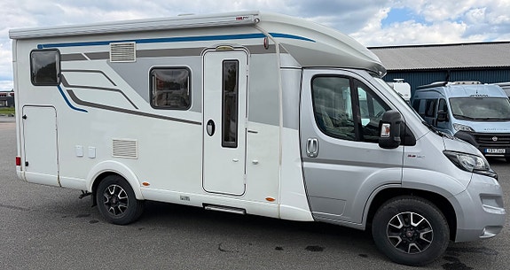 Hymer T 574 CL Solcell/Cykelställ/Backkamera