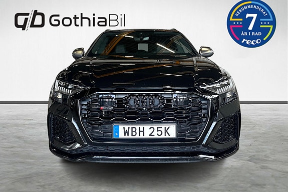 Audi RS Q8 2 of 5