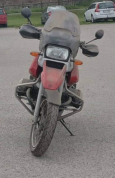 BMW R 1100 GS 2 of 5