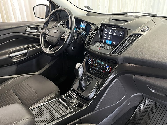 Ford Kuga 9 of 20