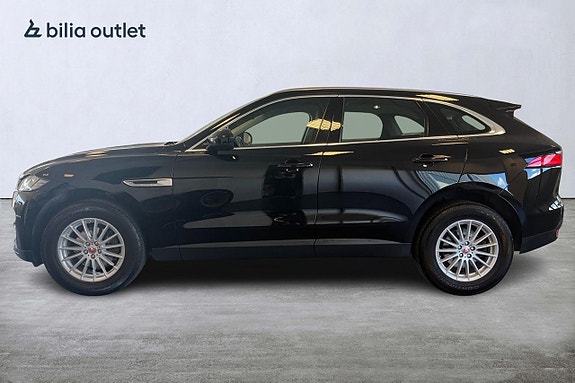 Jaguar F-PACE 3 of 28