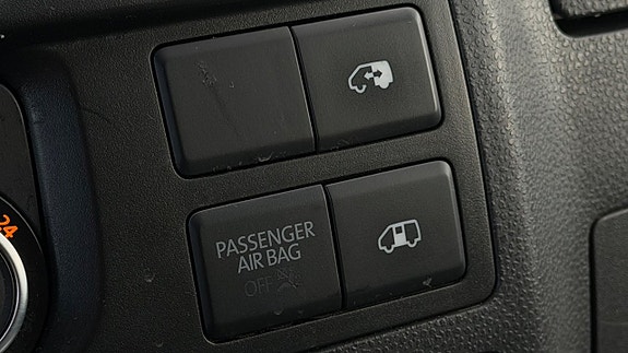 Volkswagen Caravelle 14 of 19