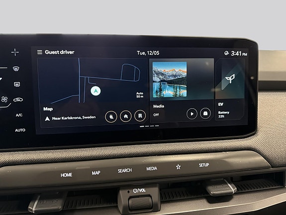 Kia EV3 10 of 14