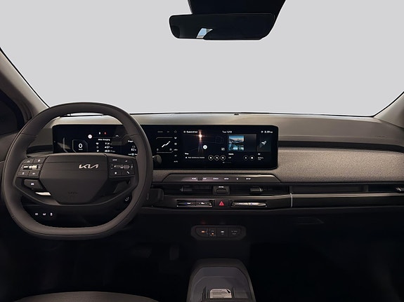 Kia EV3 8 of 14