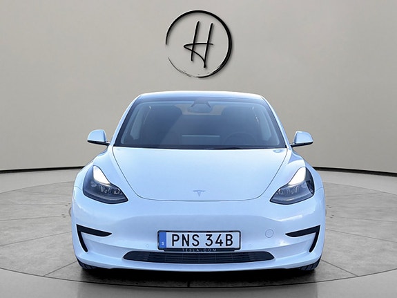 Tesla Model 3 3 of 30