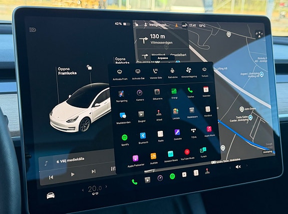 Tesla Model 3 16 of 30